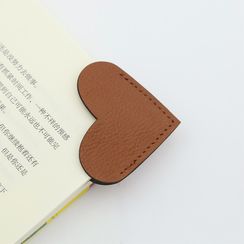 Penanda Bentuk Hati Kulit Buatan yang Dapat Dilaser