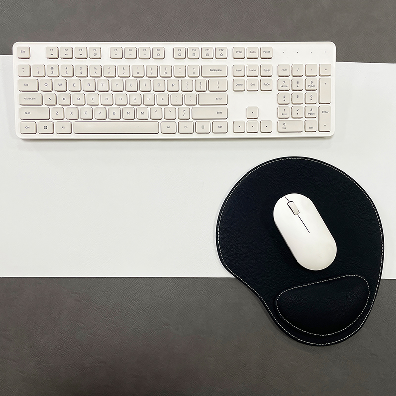Alas Mouse Kulit Buatan